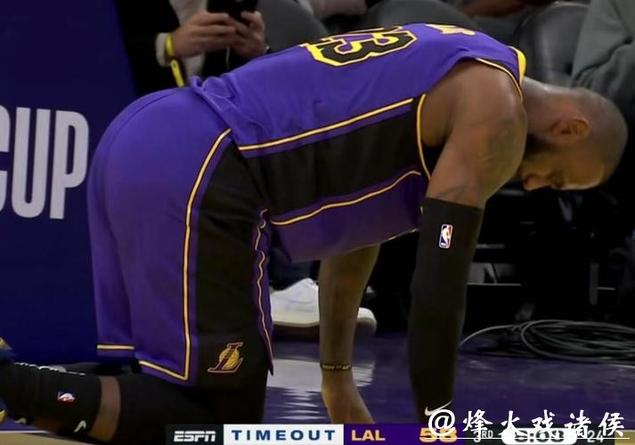 詹姆斯29分浓眉仅8分 热火大胜湖人41分创纪录 詹姆斯29分浓眉仅8分 热火大胜湖人41分创纪录